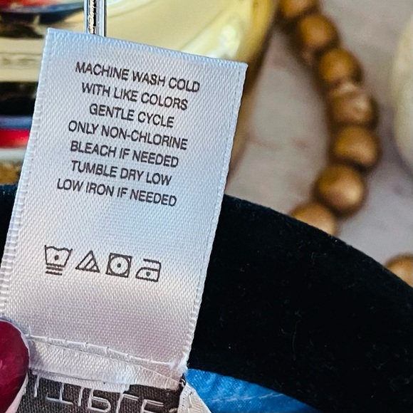 MULTIPLES Bright Colored Lightweight Floral Button Front Blouse Pink Blue XL - Picture 9 of 10